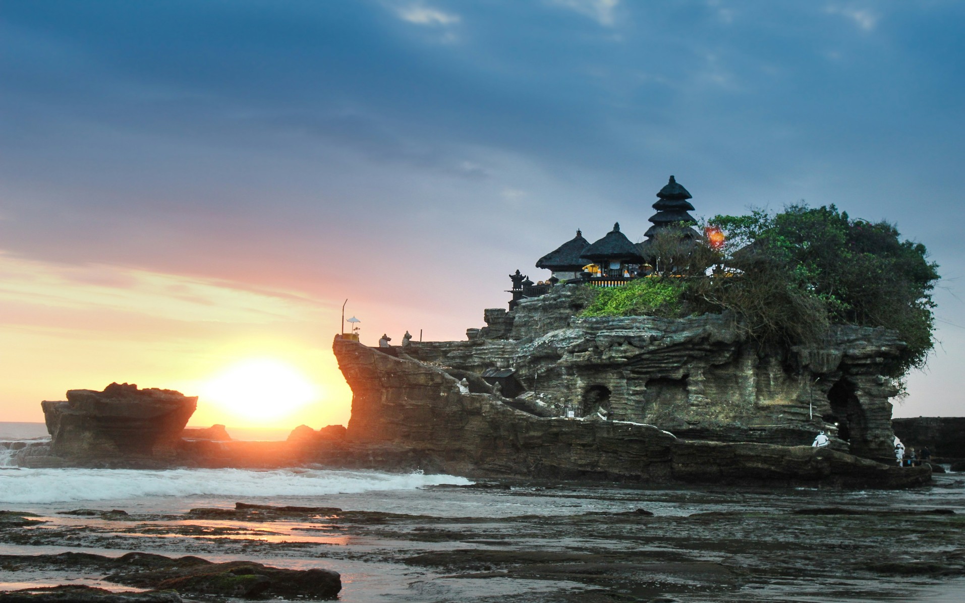 Tanah Lot Temple Bali, Indonesia evening View