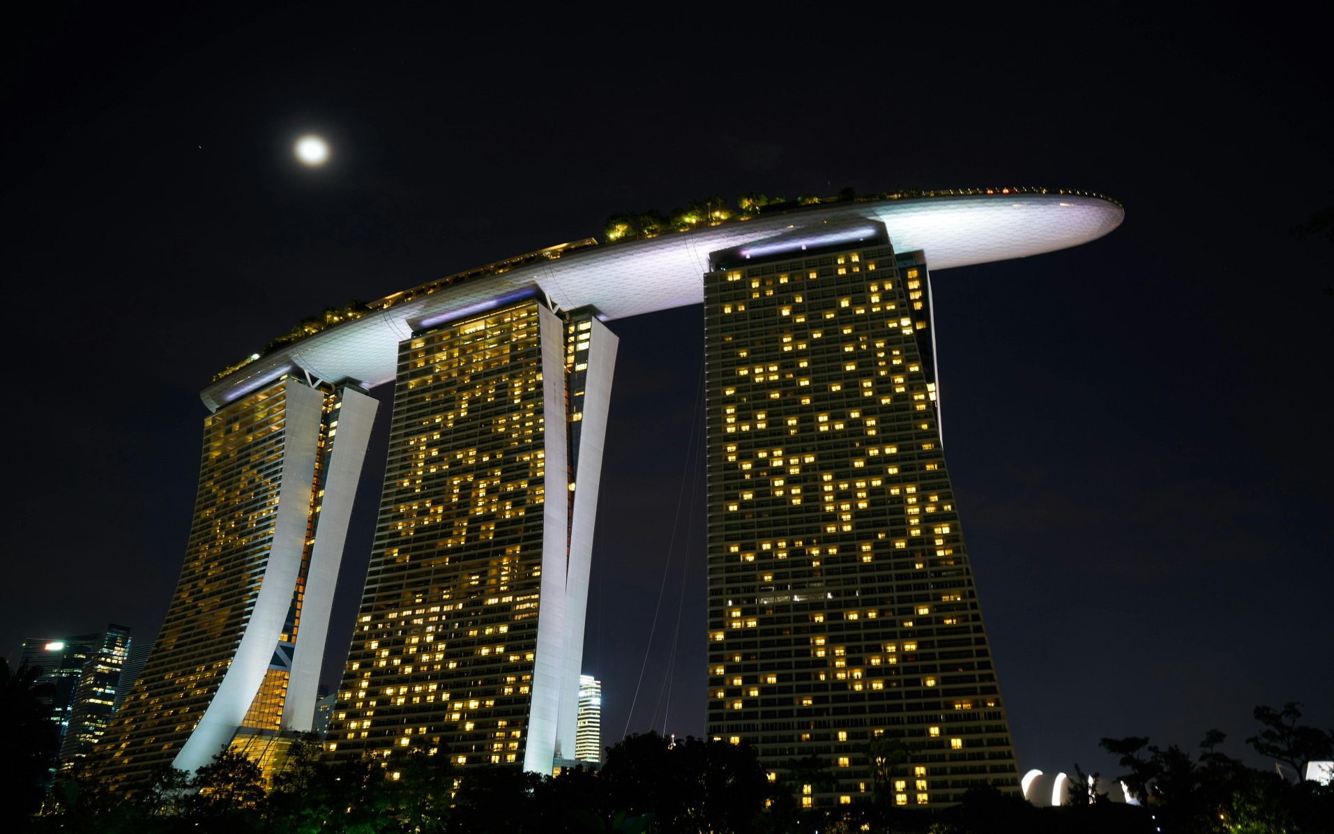 Marina Bay Sand , famous resort of Singapore