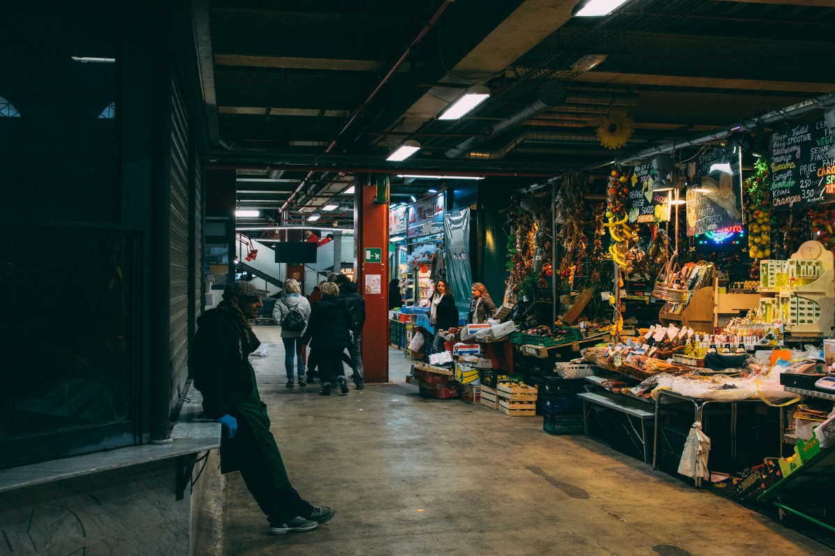 Bali market view at night