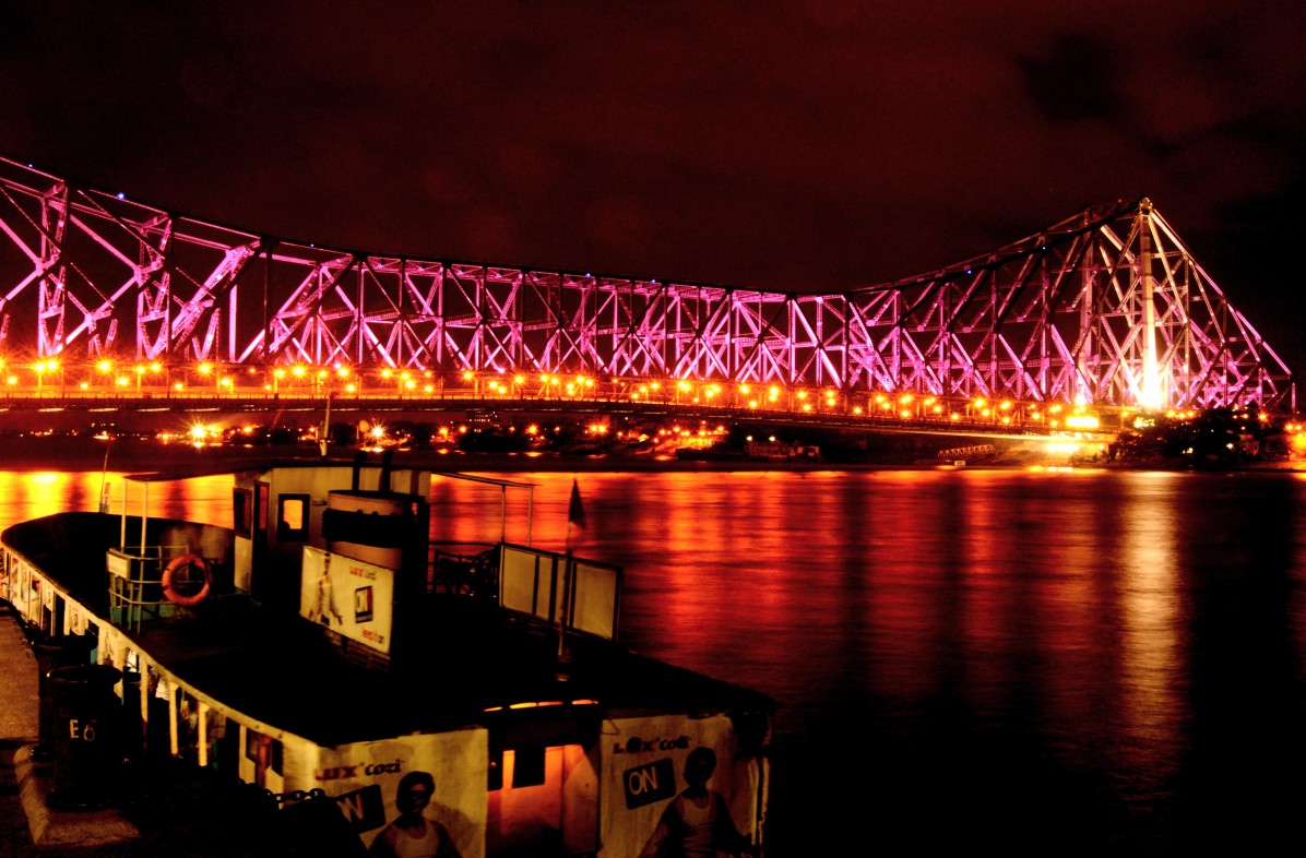 Howrah Bridge of Kolkata at Night